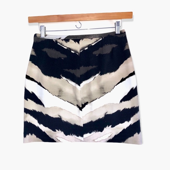 ROBERTO CAVALLI Skirt - Picture 4 of 9